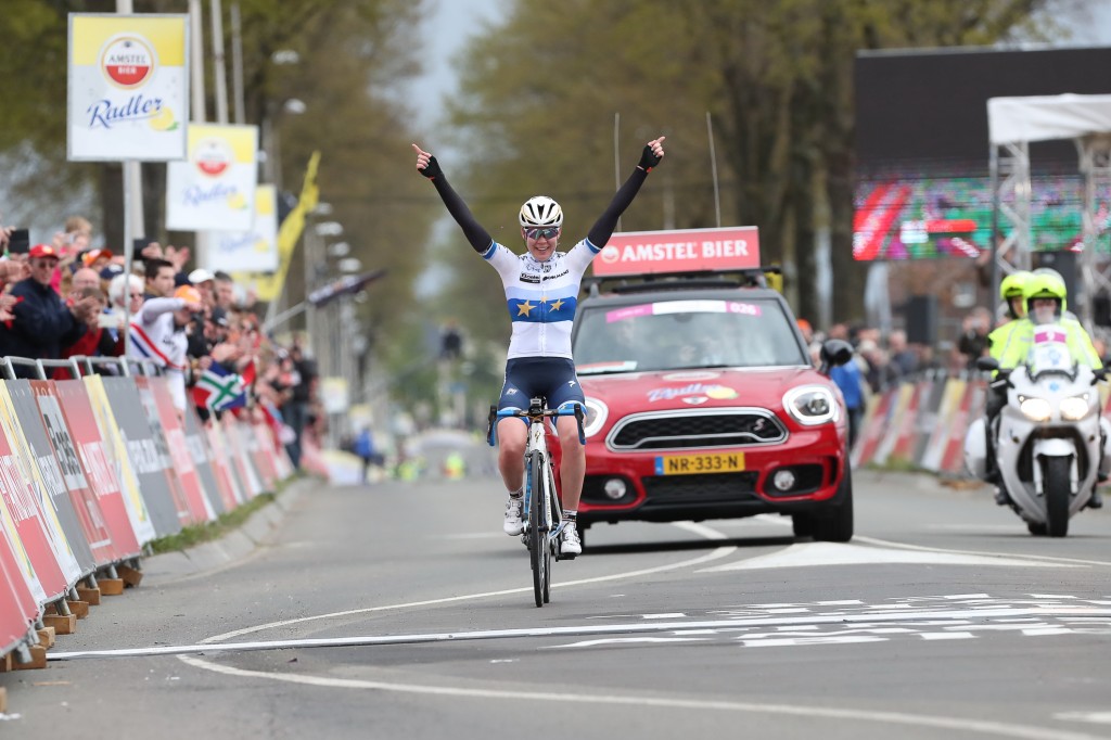 Van der Breggen wint Amstel Gold Race