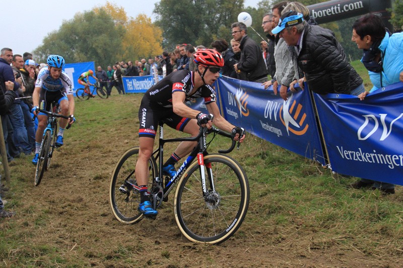 Van der Haar rijdt op podium in Koppenbergcross