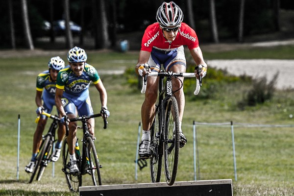 Albert leider UCI-stand, Van der Haar derde