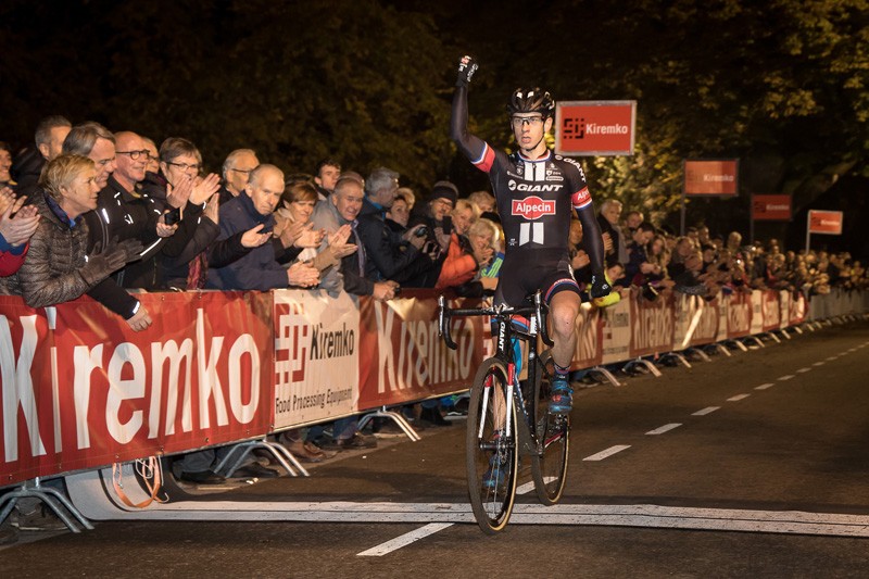 Van der Haar wint ook in Woerden