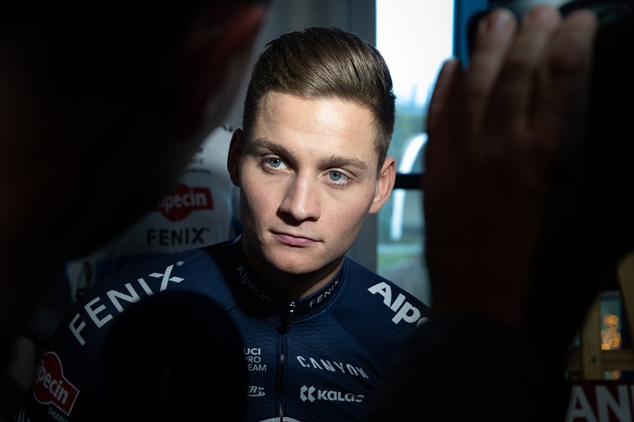 Van der Poel op podium in Piemonte (+video)