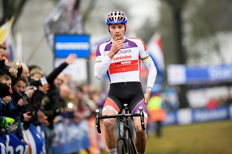 Mathieu van der Poel wint in Belgian MTB Challenge