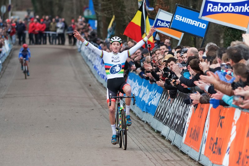 Van der Poel Nederlands kampioen in Hellendoorn