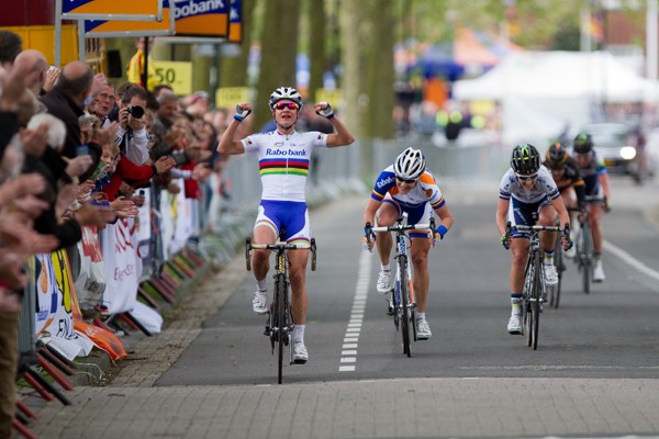 Marianne Vos rijdt Womens Tour of Britain