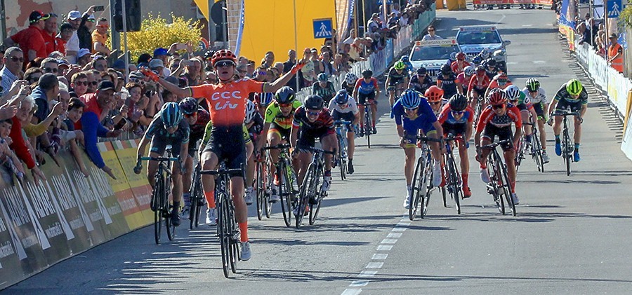 Vos wint  derde rit in Giro Rosa