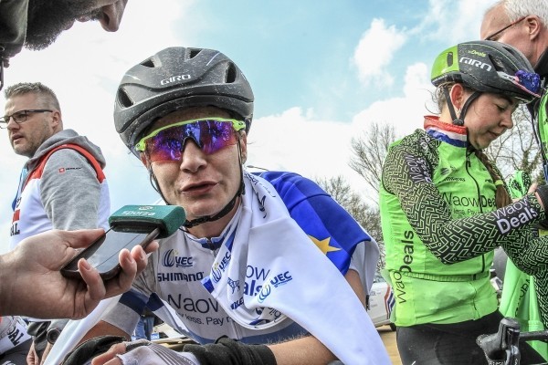 CCC-ploeg Marianne Vos gaat op Liv rijden