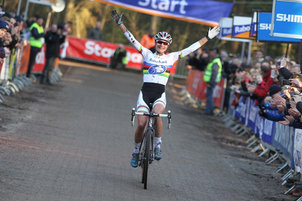 Vos opnieuw Nederlands kampioene veldrijden