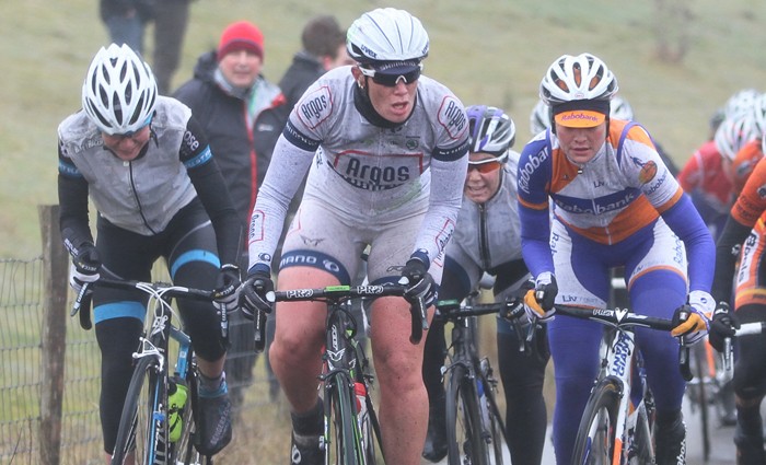 Kirsten Wild wint Dwars door Vlaanderen