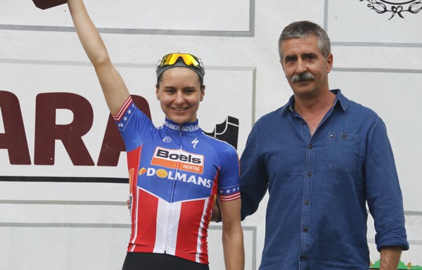 Bira: Guarnier wint, Van Vleuten uit leiderstrui