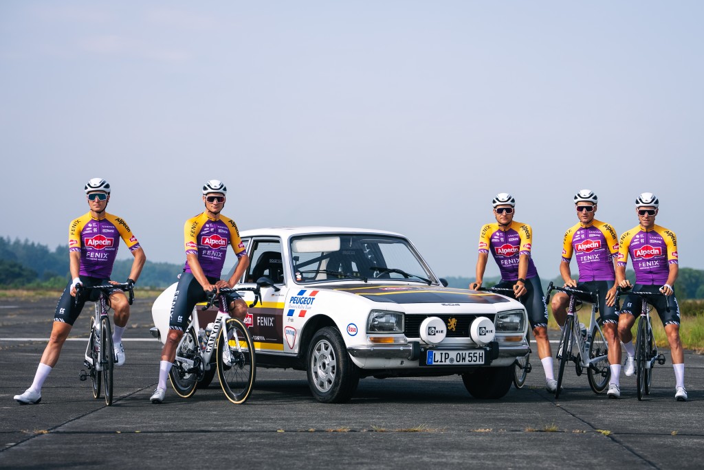 Van der Poel mag retroshirt 'Poupou' in Tour dragen