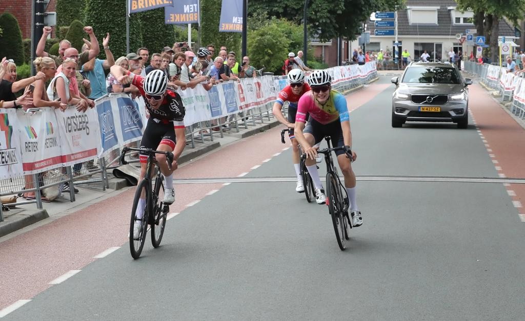 Van Herwaarden wint Ronde van Twente