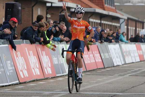 Nynke Jochems naar zilver op EK
