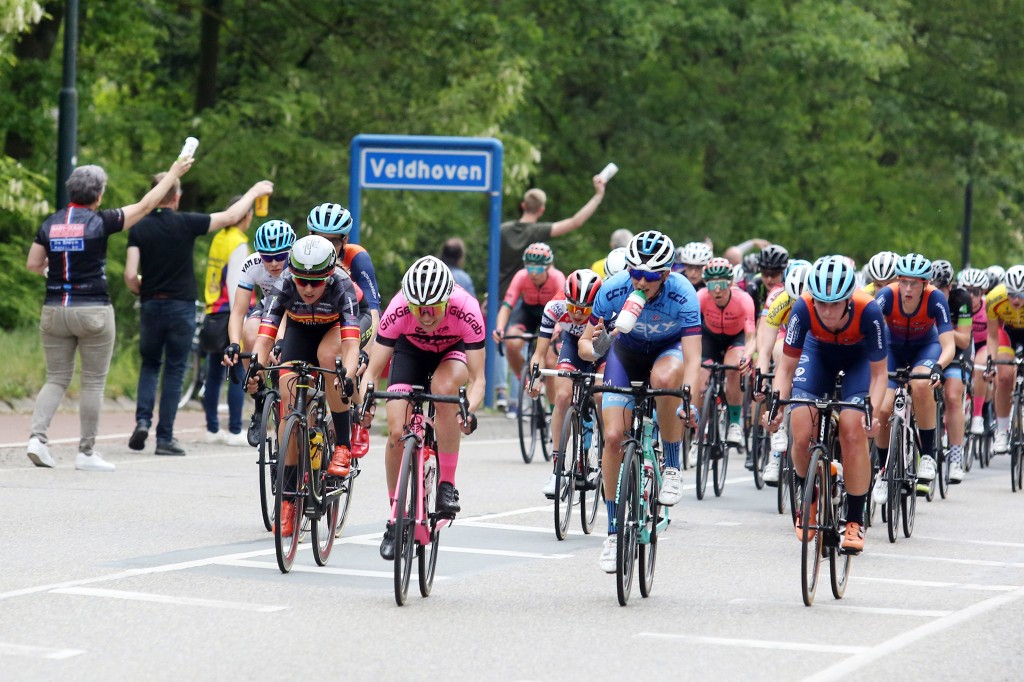 Ploegen voor ZLM Omloop der Kempen vrouwen