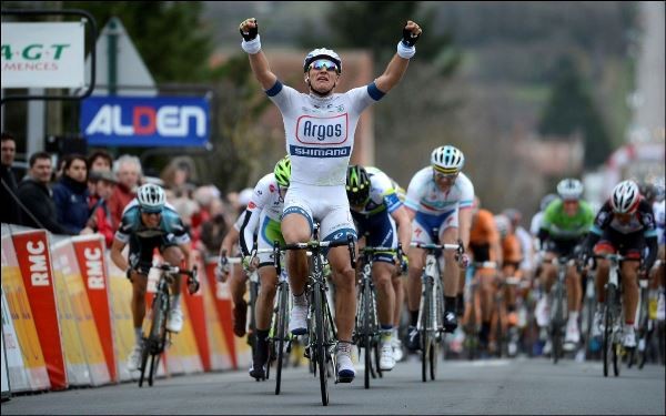 Scheldeprijs: Kittel klopt Cavendish en Markus