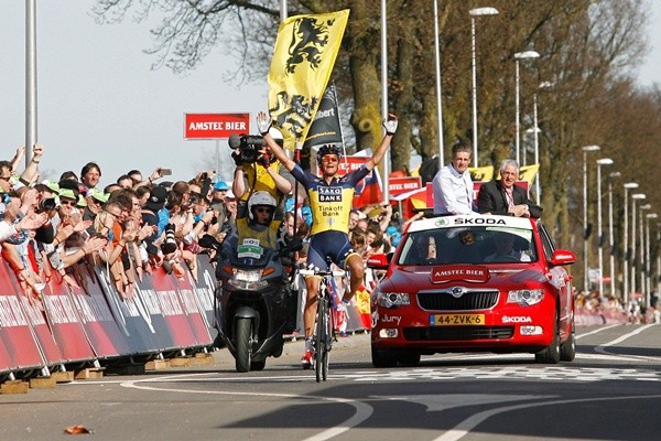 Kreuziger wint Gold Race, Weening achtste