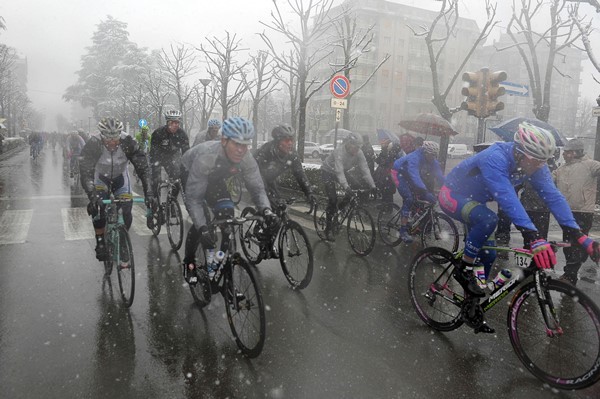 Milaan-San Remo: schade lijkt mee te vallen