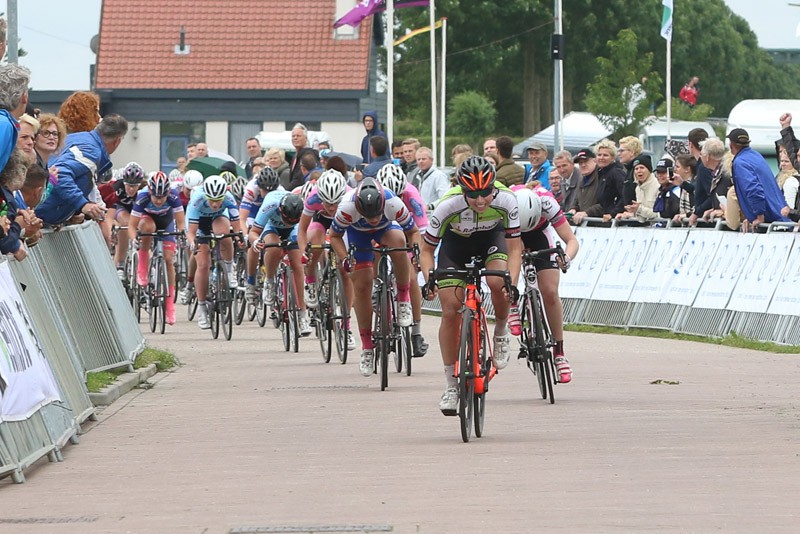 Titel junior-vrouwen naar  Lorena Wiebes