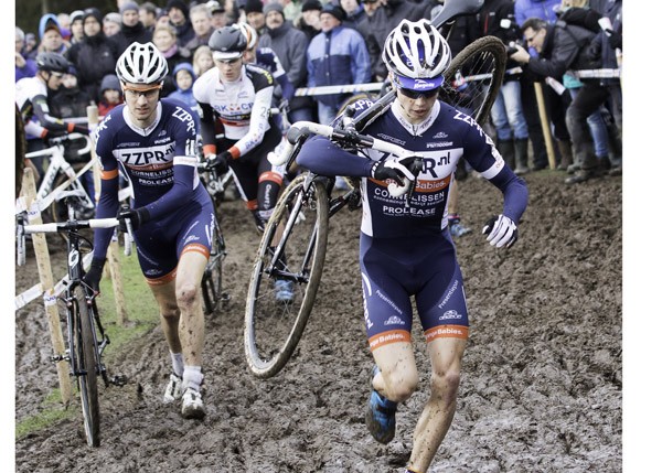 Bosman stopt weekeinde eerder met crossen