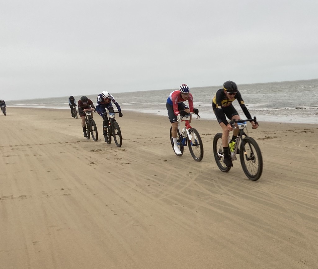 Jules de Cock moet buigen voor Michiel Hillen