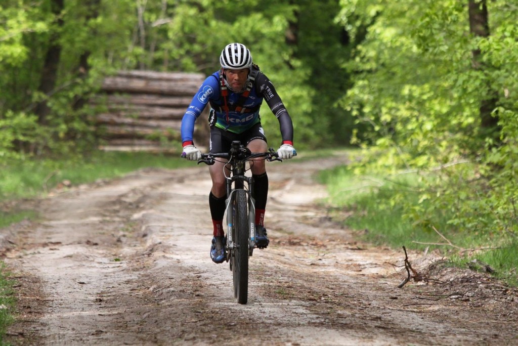 Bekkenk rijdt 700 kilometer door Drenthe