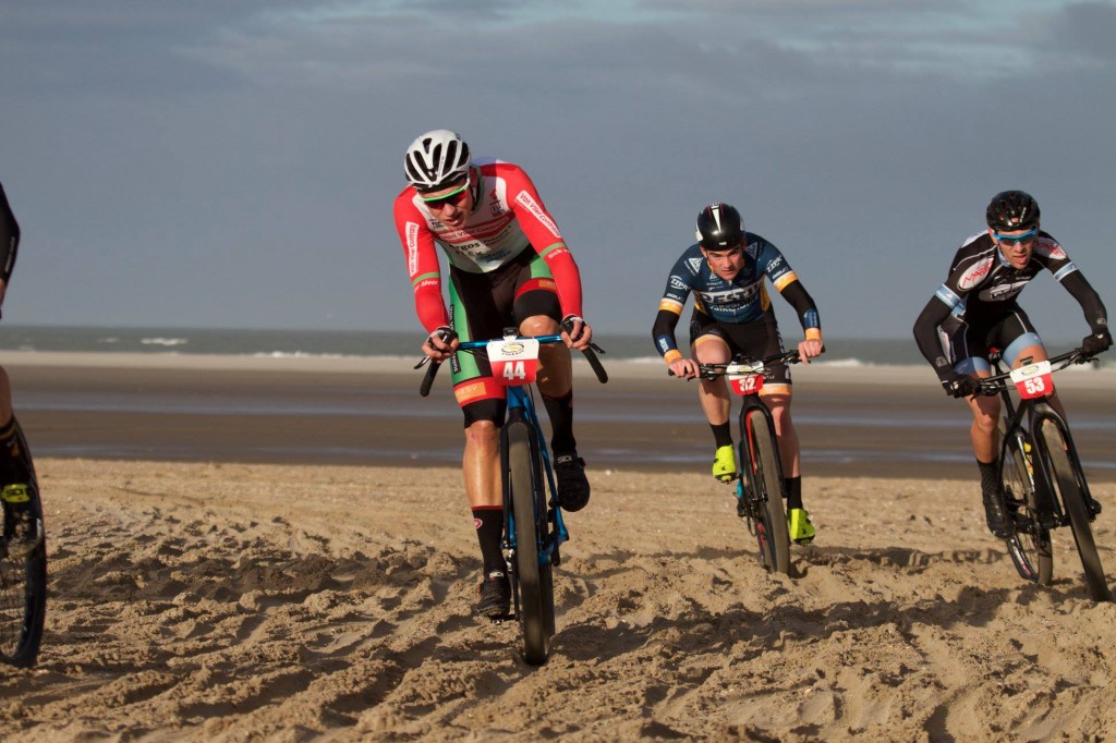 Nick van der Meer hoopt op uitschieter in Westland Beachrace