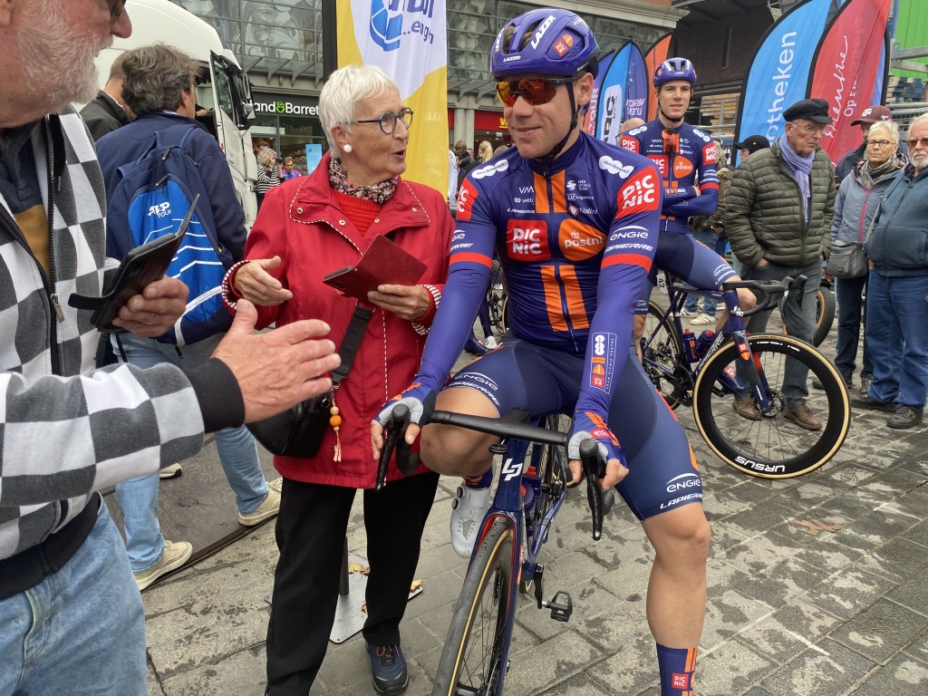 Fabio Jakobsen is blij weer in koers te zijn