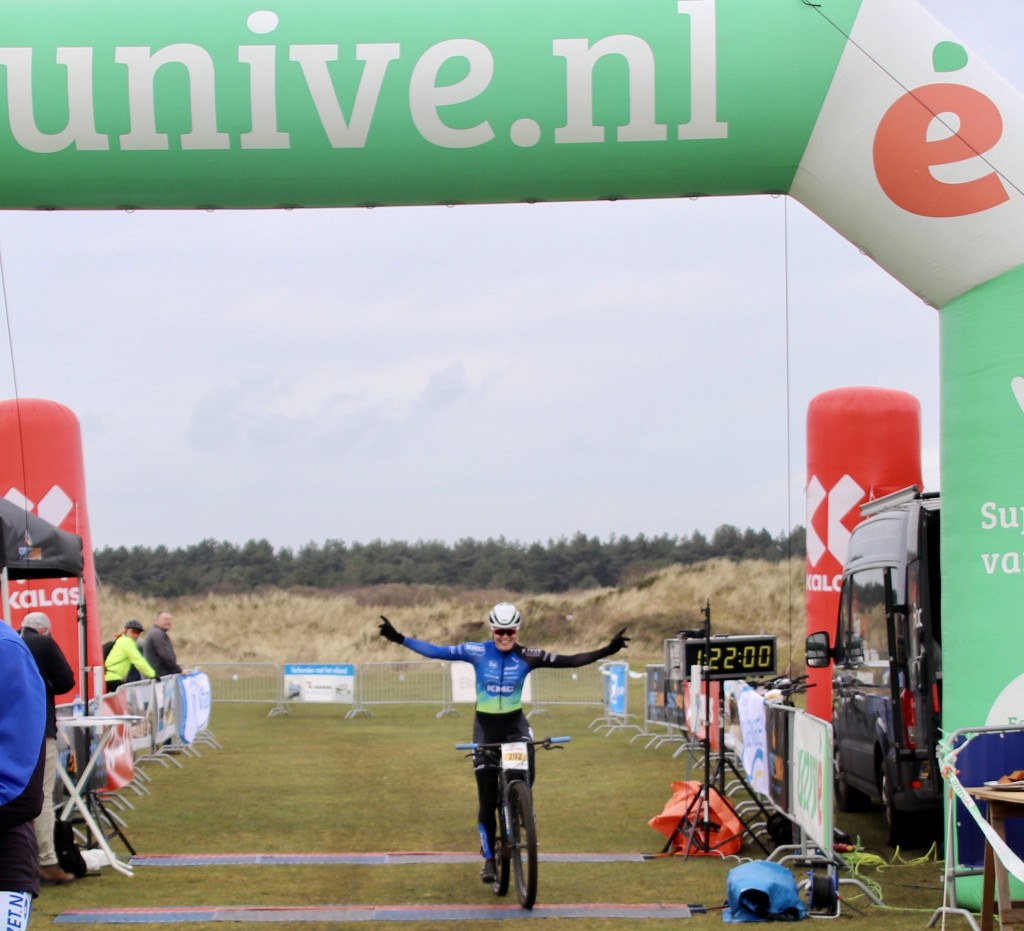 Bram Imming en Rozanne Slik winnen op Ameland