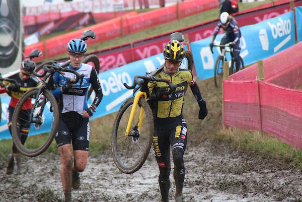 Vos via wereldbekers naar WK Veldrijden