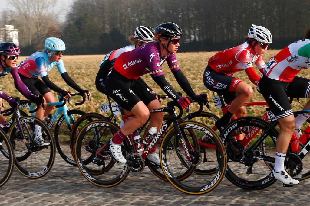 Deelnemers en rugnummers Parijs-Roubaix vrouwen