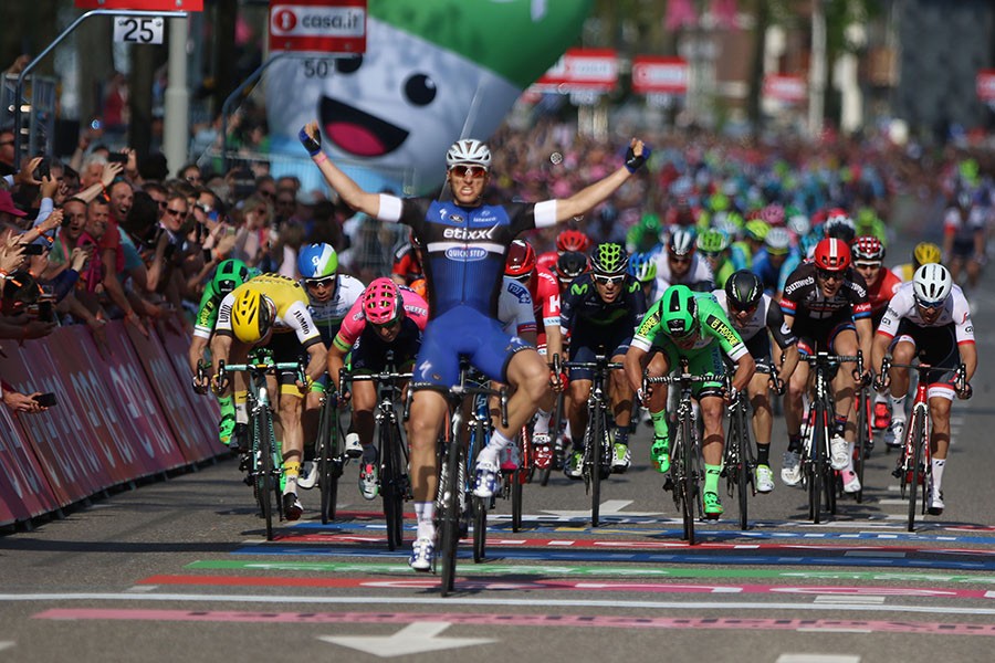 Giro: Kittel wint in Nijmegen en nadert roze