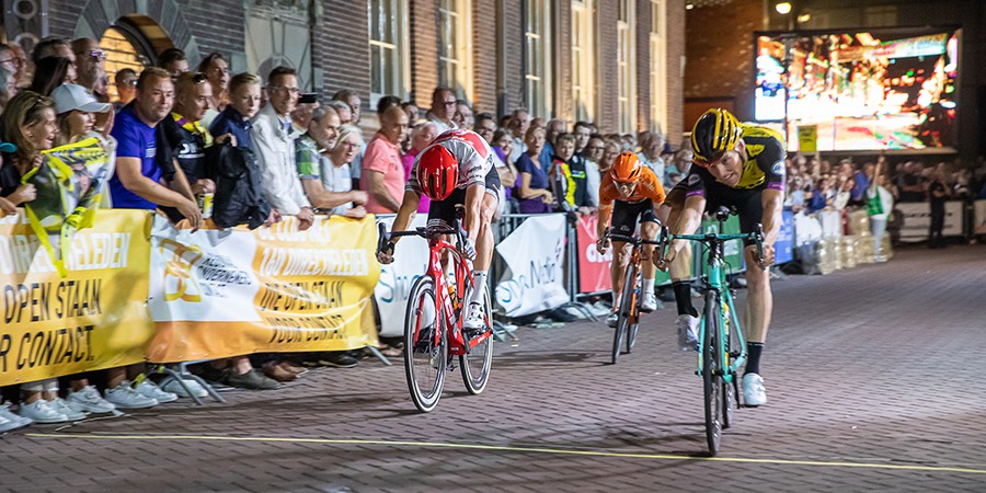 Teunissen wint Profronde Almelo