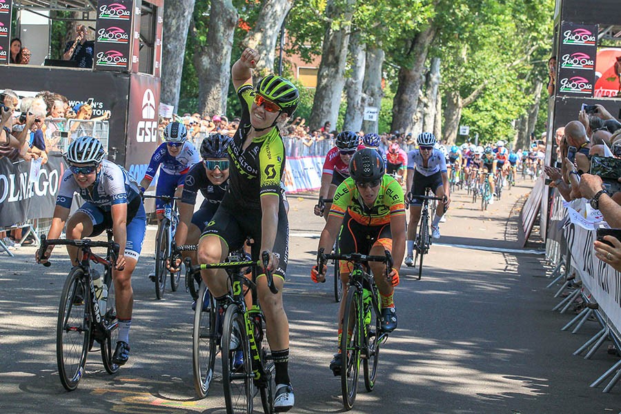 Twee op een rij voor D'hoore in Giro Rosa