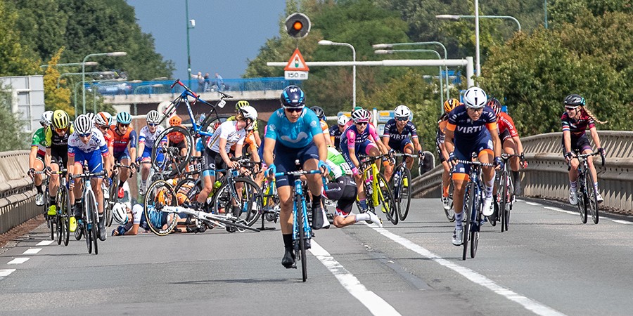 Van Dijk mist WK door val in Ladies Tour