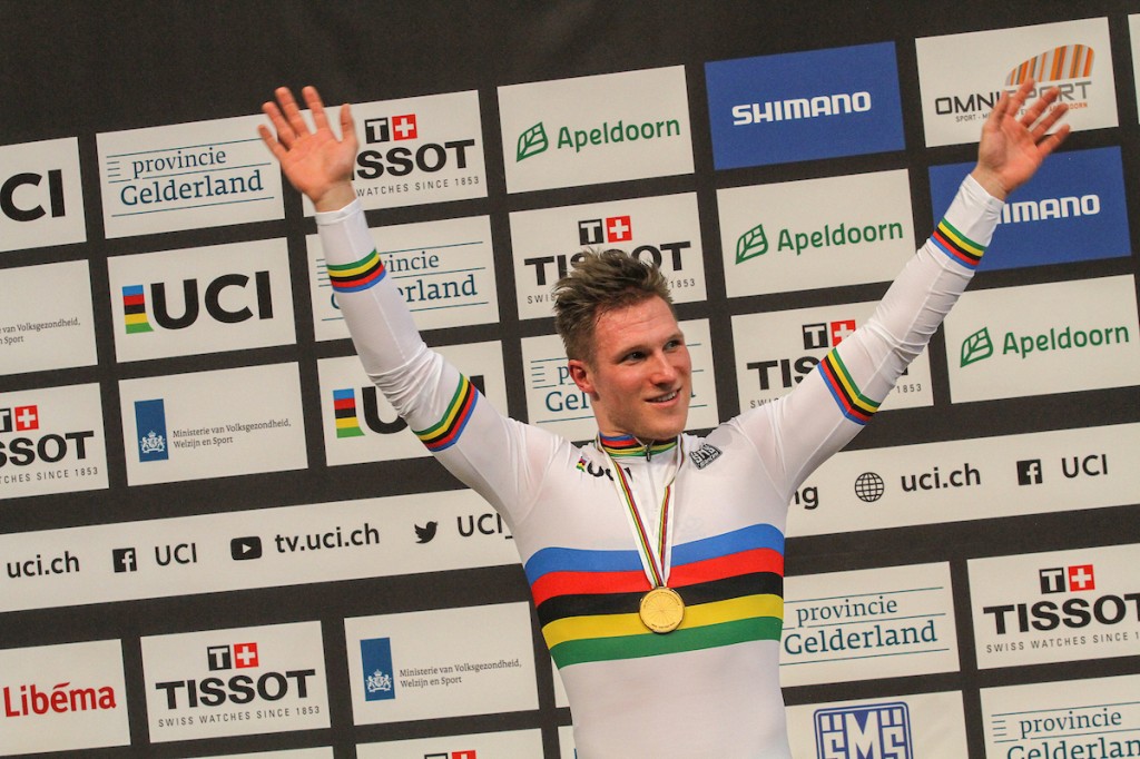 Hoogland herovert wereldtitel op kilometer