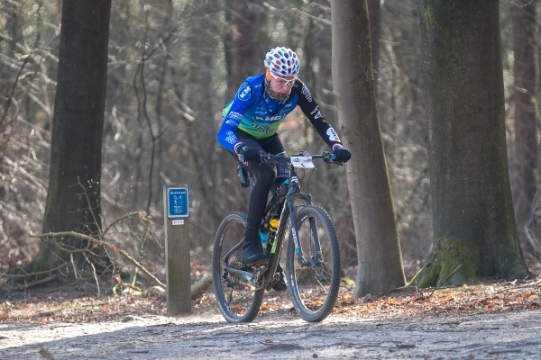 Bram Rood buitencategorie in Dijk tot Dijkrace