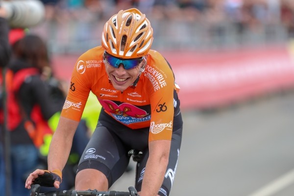 Riesebeek oranje uitblinker in Amstel Gold Race