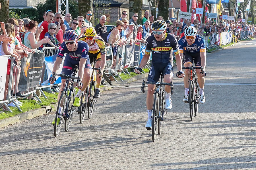 Cees Bol wint vijfde etappe Tour de Bretagne