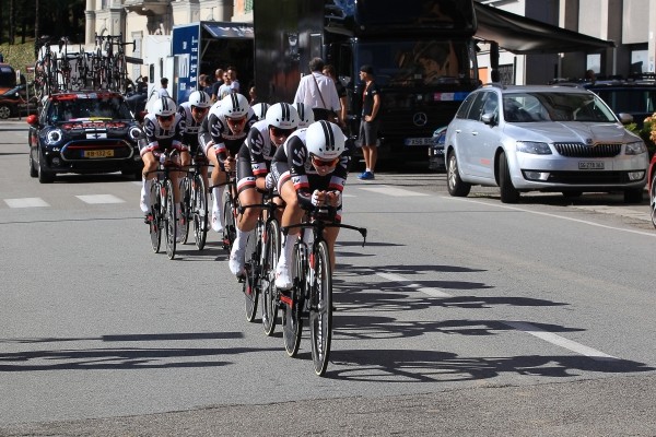Sunweb wint ploegentijdrit Giro Rosa