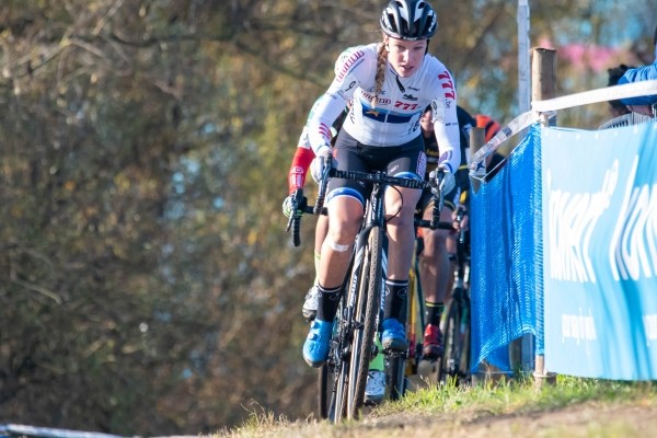 Vrouwentoppers terug in het veld