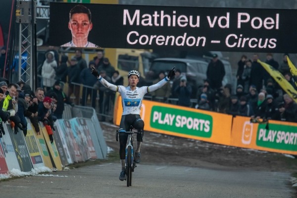 Van der Poel  heerst ook in Zonhoven