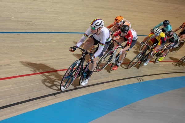 Kirsten Wild naar nationale titel puntenkoers