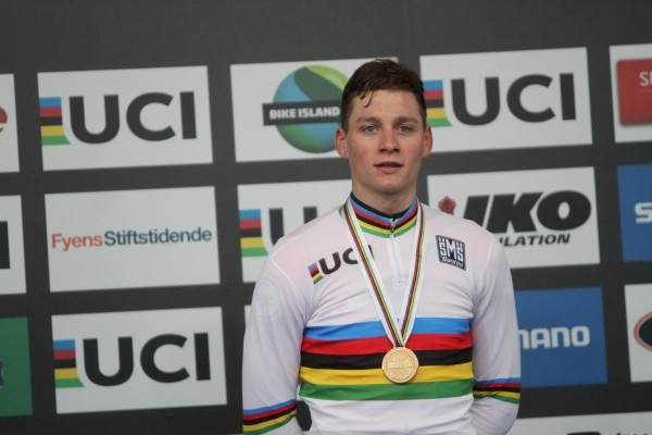 Wereldkampioen Van der Poel wint in Maldegem