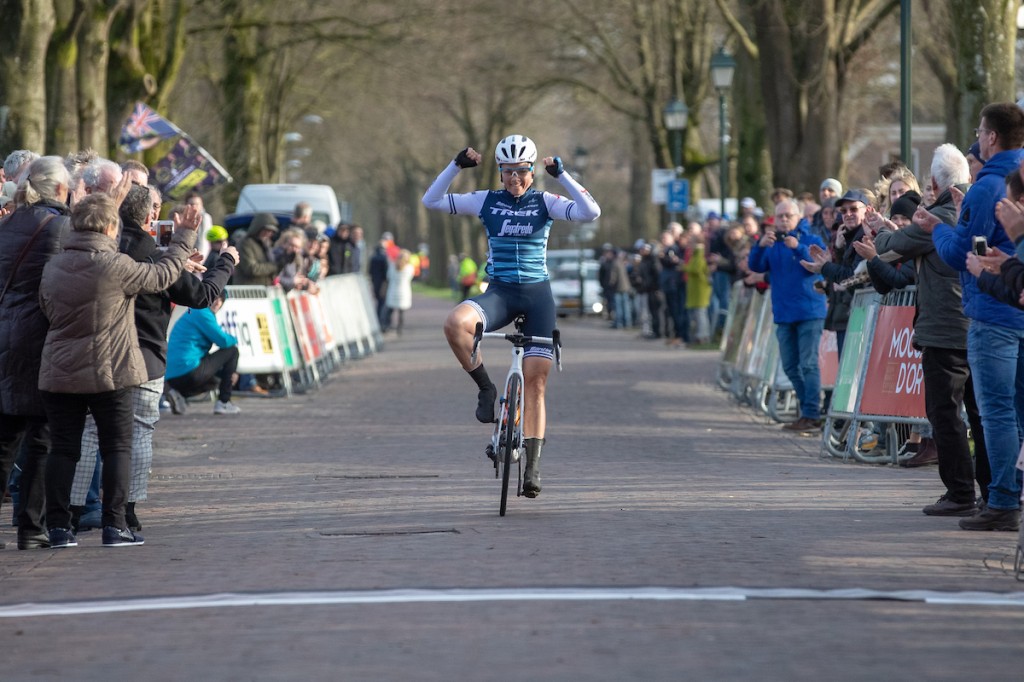 Cordon Ragot wint Drentse 8 (+video's)