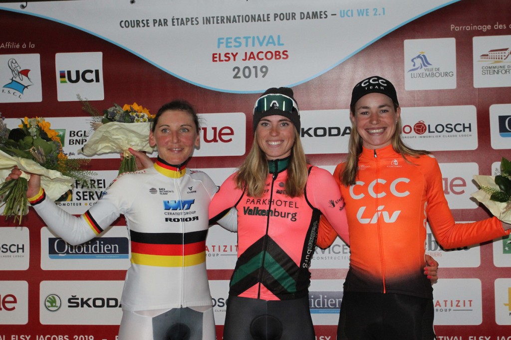 Vollering wint proloog GP Elsy Jacobs