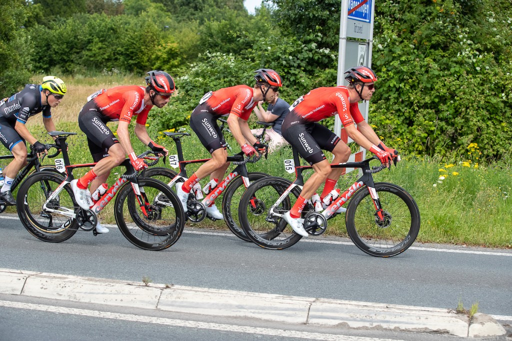 Cees Bol bindt zich langer aan Sunweb