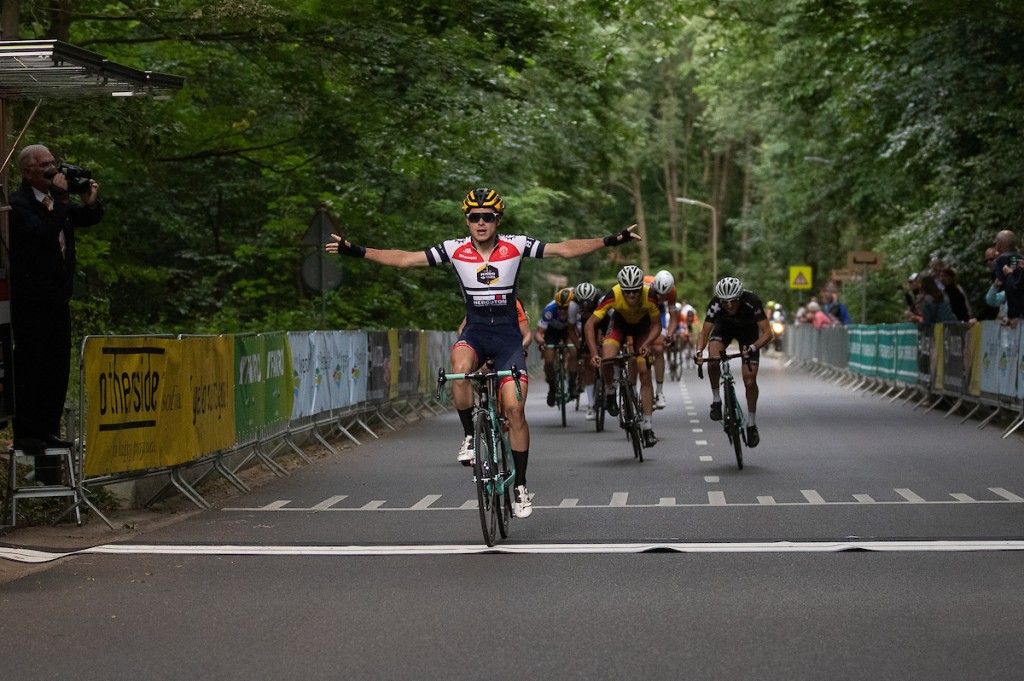 Tulner wint Omloop der Zevenheuvelen (+video)