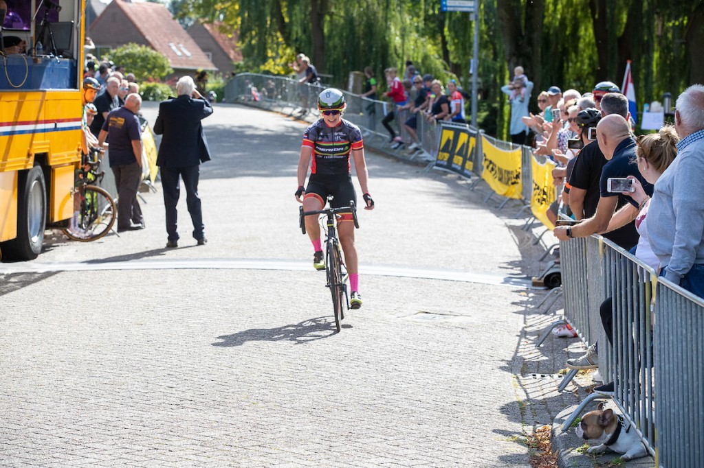 Adelaar Ladies Team moet uit ander vaatje tappen