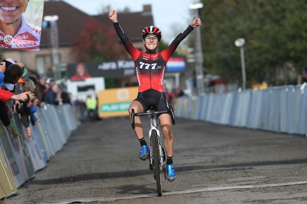 Kastelijn aan het feest in Gavere