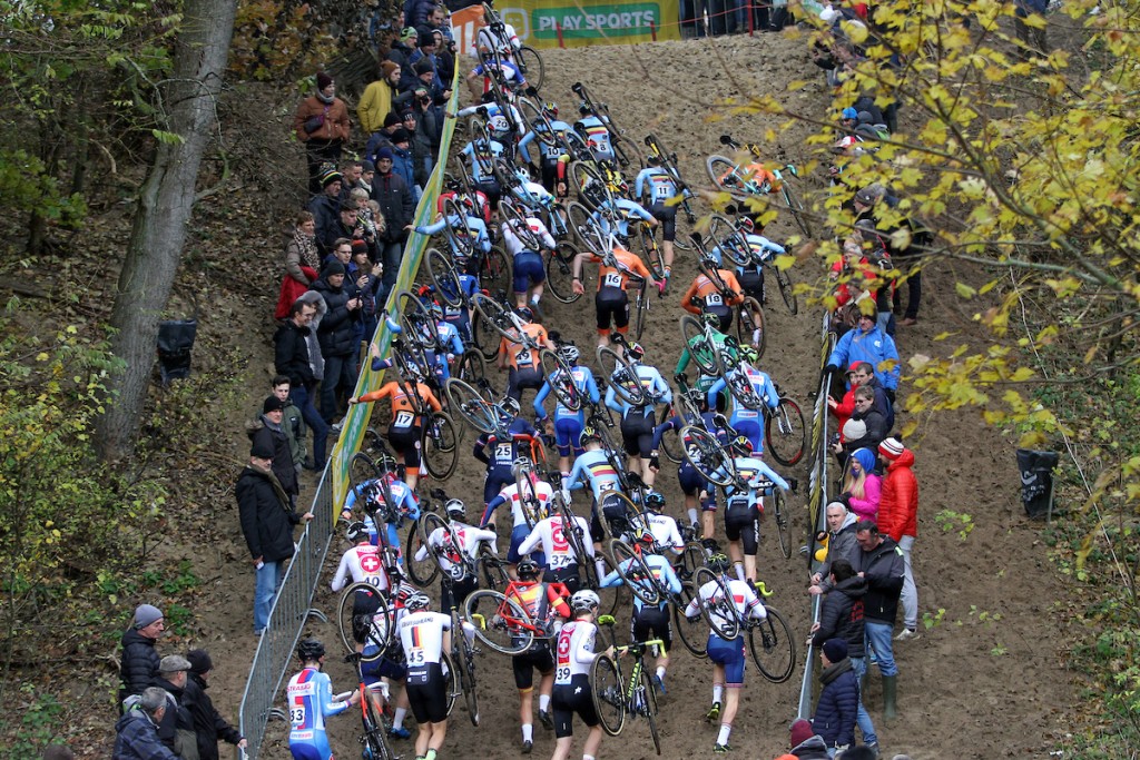 Alvarado en Van der Poel winnen opnieuw