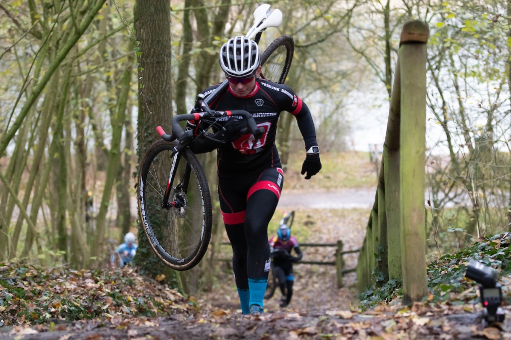 Aanscherping regels: niet met 4 maar met 2 fietsen